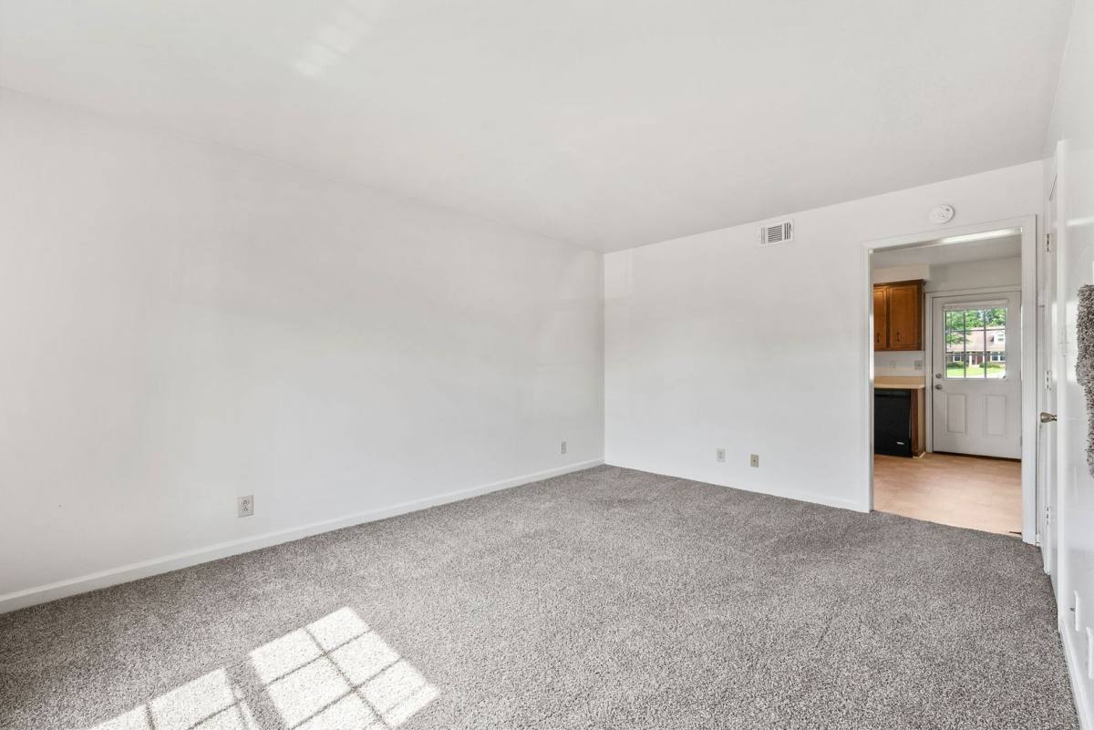 Apartment for rent at 276 Northridge Dr, Clarksville, TN 37042