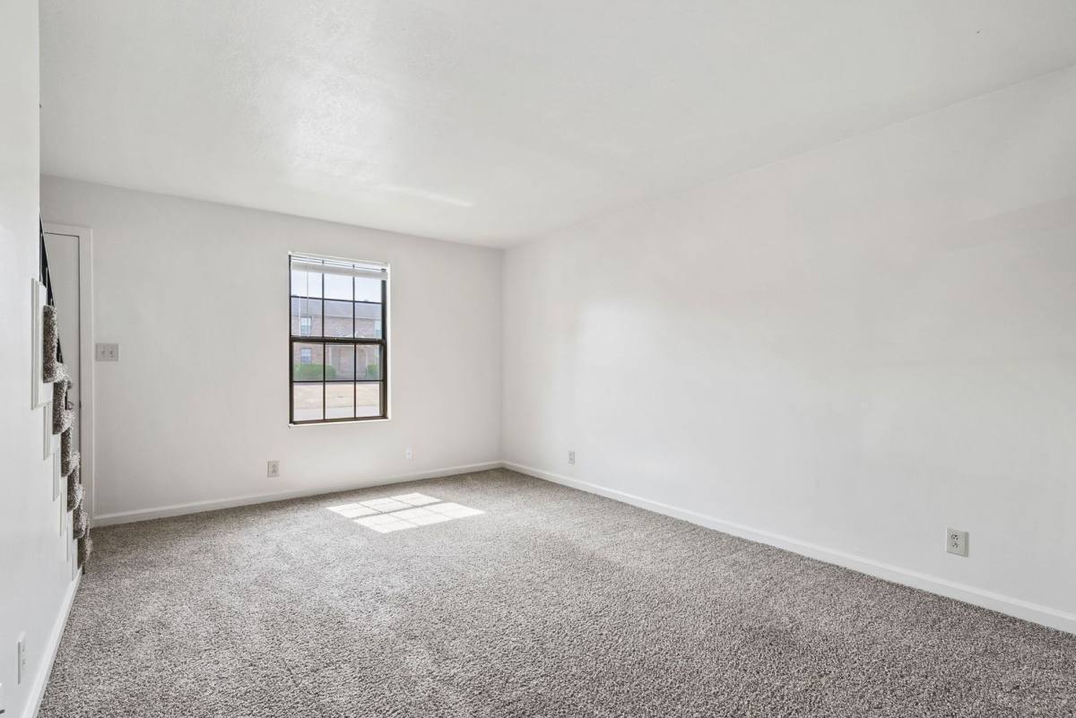 Apartment for rent at 276 Northridge Dr, Clarksville, TN 37042