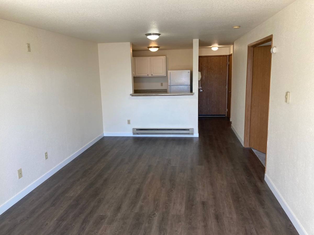 Apartment for rent at 10730 Greenwood Ave N, Seattle, WA 98133