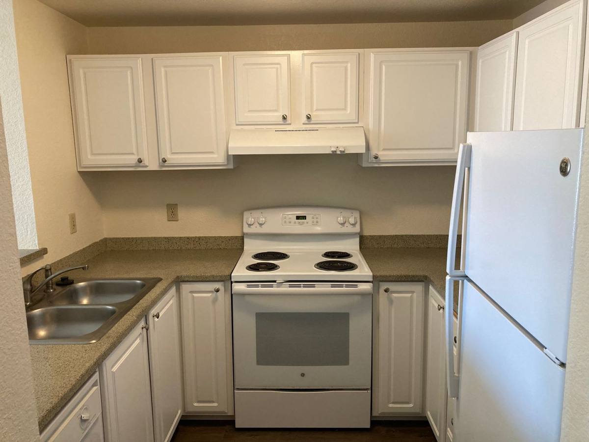 Apartment for rent at 10730 Greenwood Ave N, Seattle, WA 98133