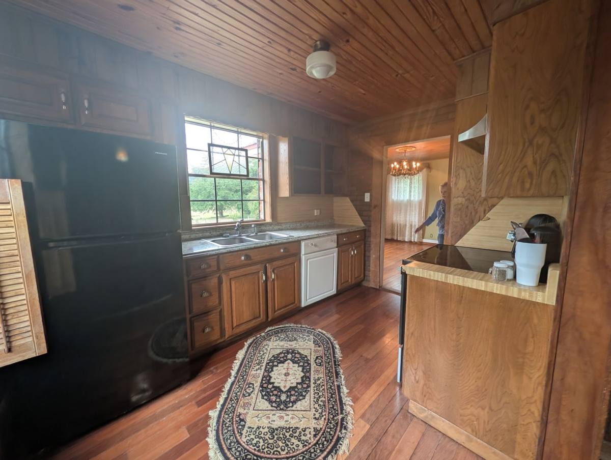 House for rent at 6400 Gibson Lane, Texarkana, TX 75503