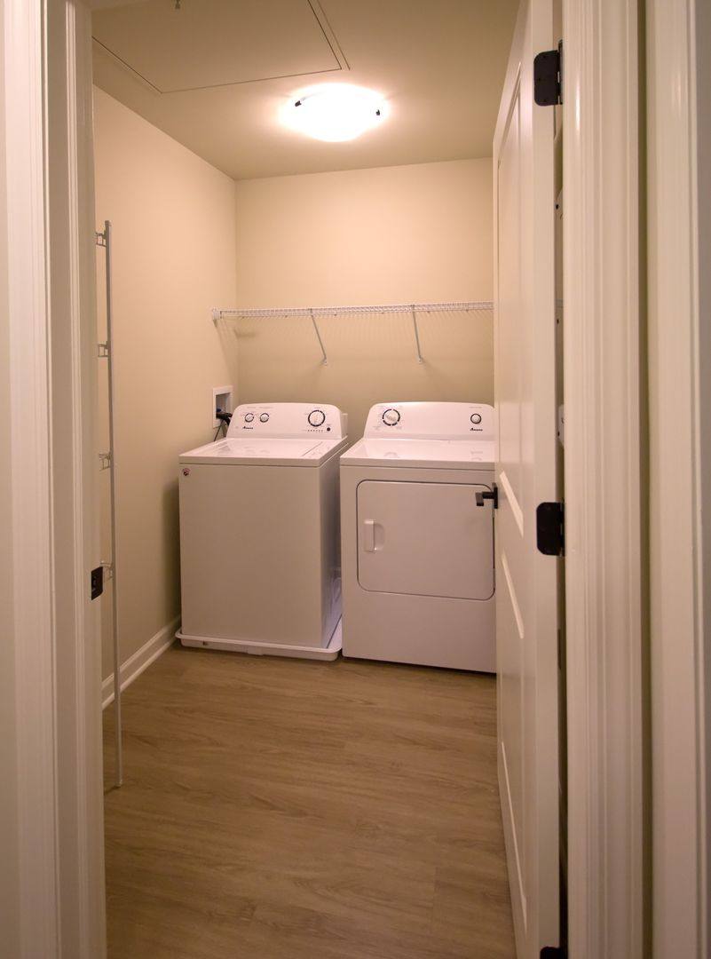 Apartment for rent at 548 Campbell Ave, Troy, NY 12180