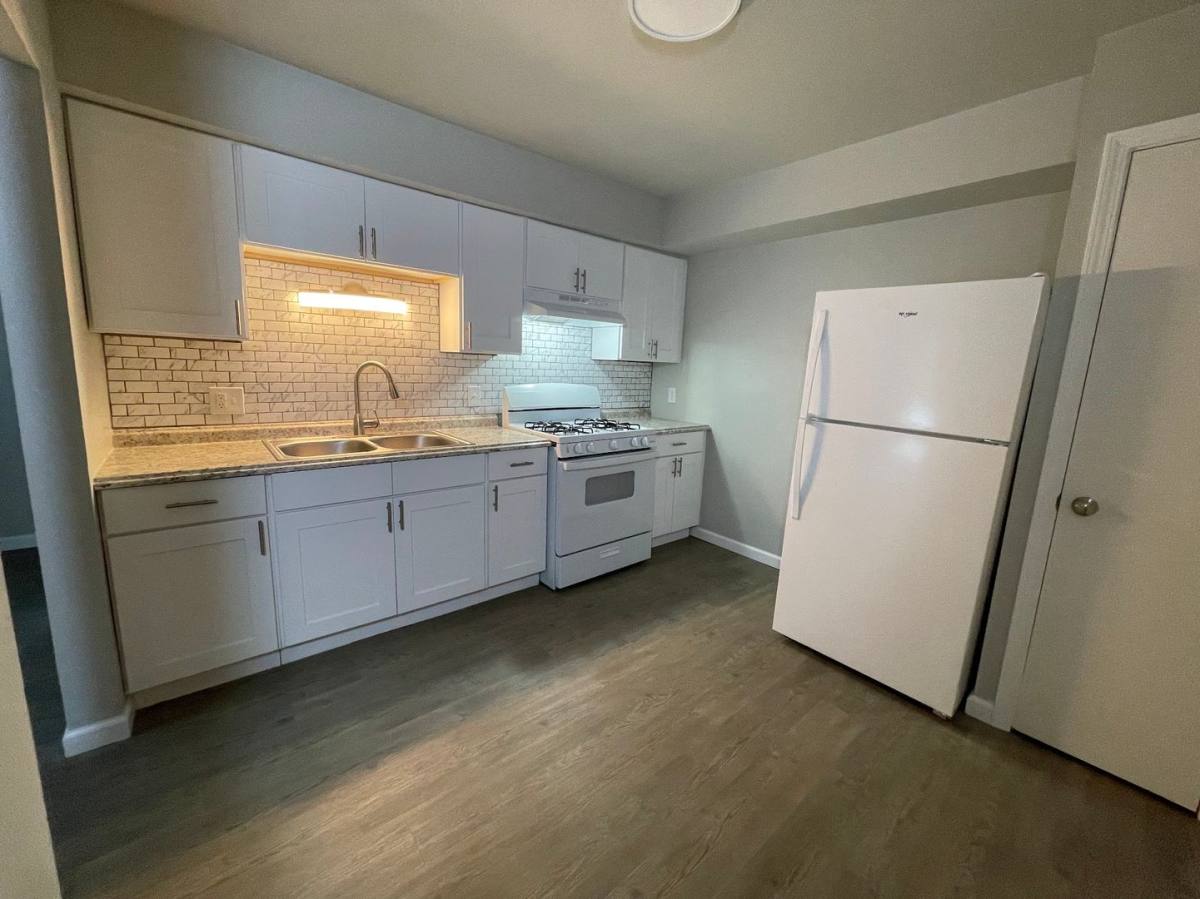 Apartment for rent at 811 Greenwood Court, Oshkosh, WI 54901