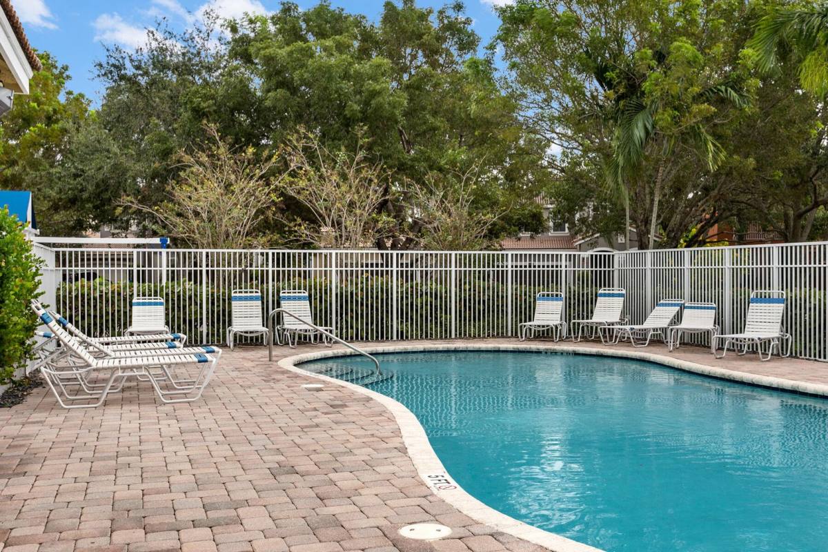 House for rent at 4311 N Magnolia Circle, Delray Beach, FL 33445