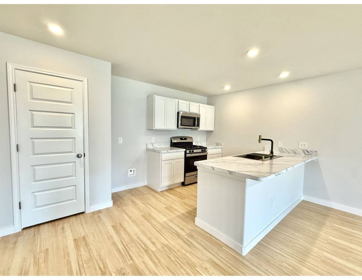 House for rent at 139 Rd, Cleveland, TX 77327