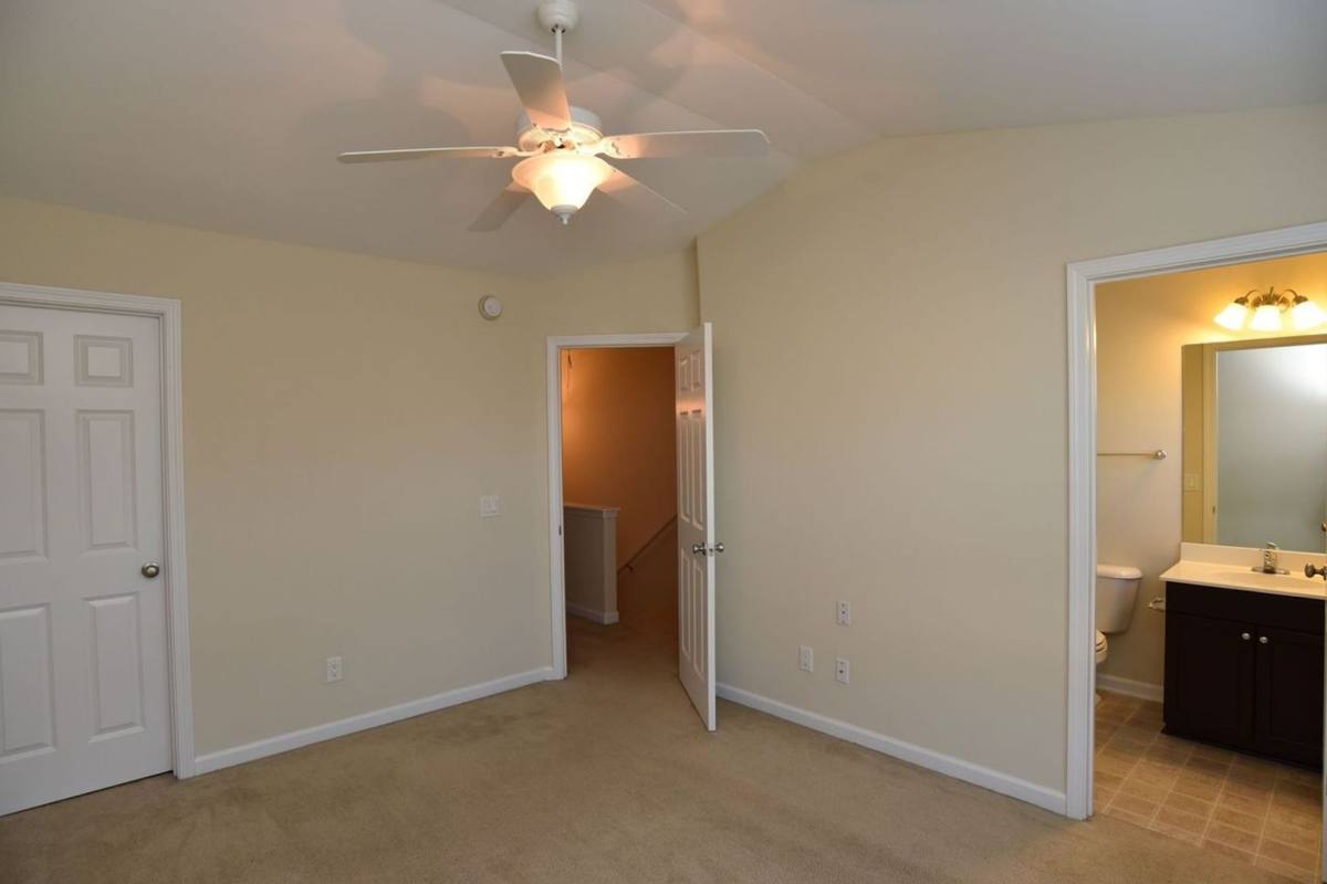 Townhouse for rent at 32 Winter Lake Circle, Port Wentworth, GA 31407