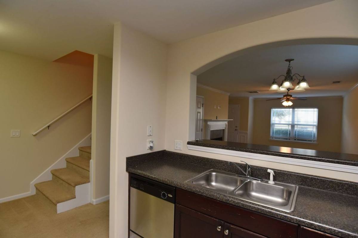 Townhouse for rent at 32 Winter Lake Circle, Port Wentworth, GA 31407