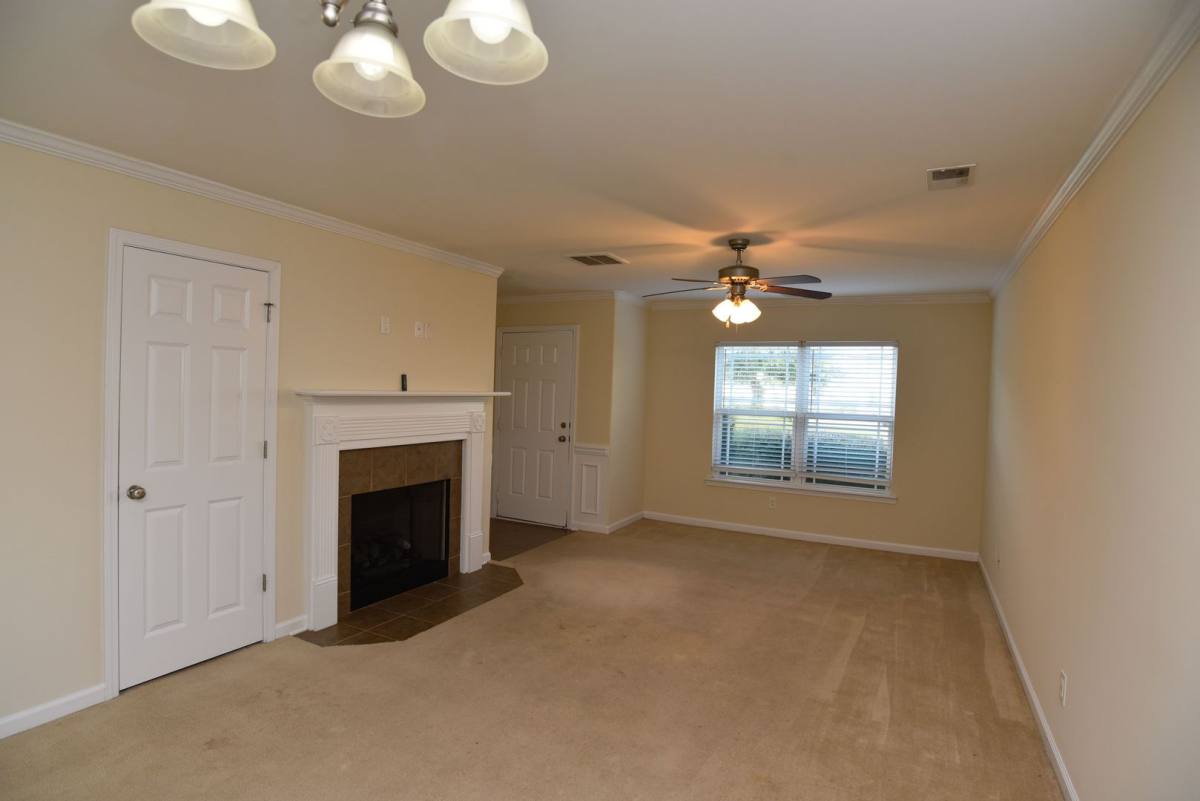Townhouse for rent at 32 Winter Lake Circle, Port Wentworth, GA 31407