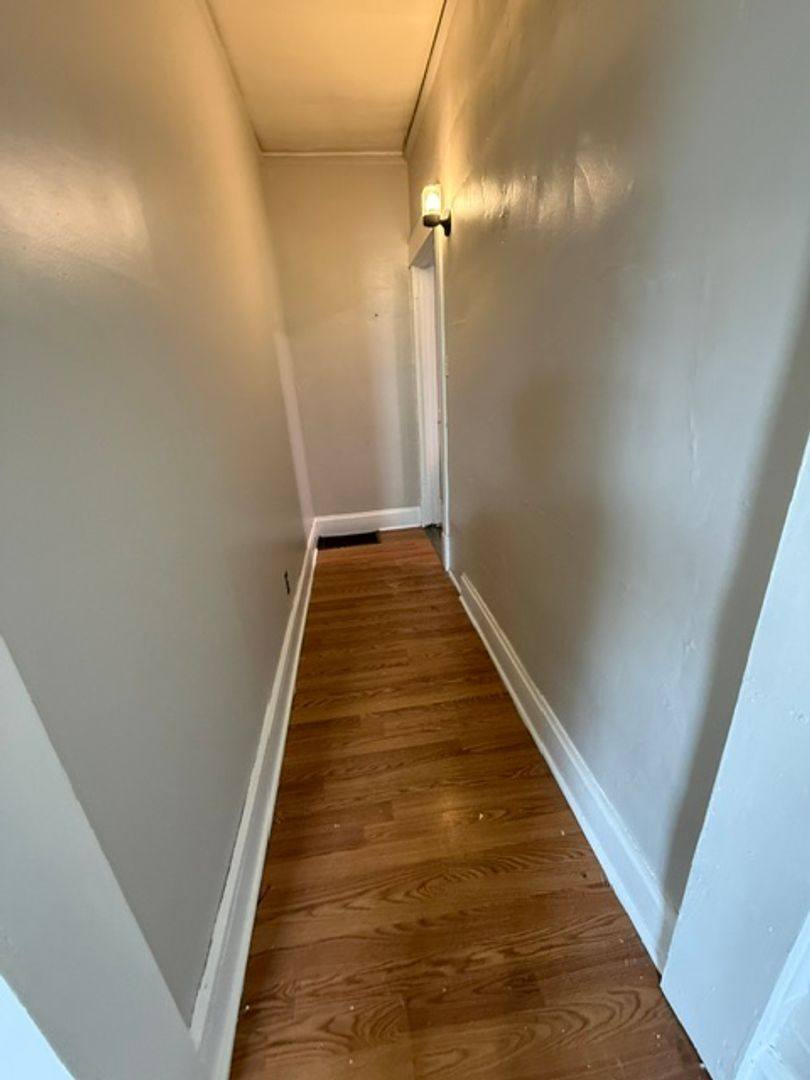 House for rent at 905 W Thrush Ave, Peoria, IL 61604