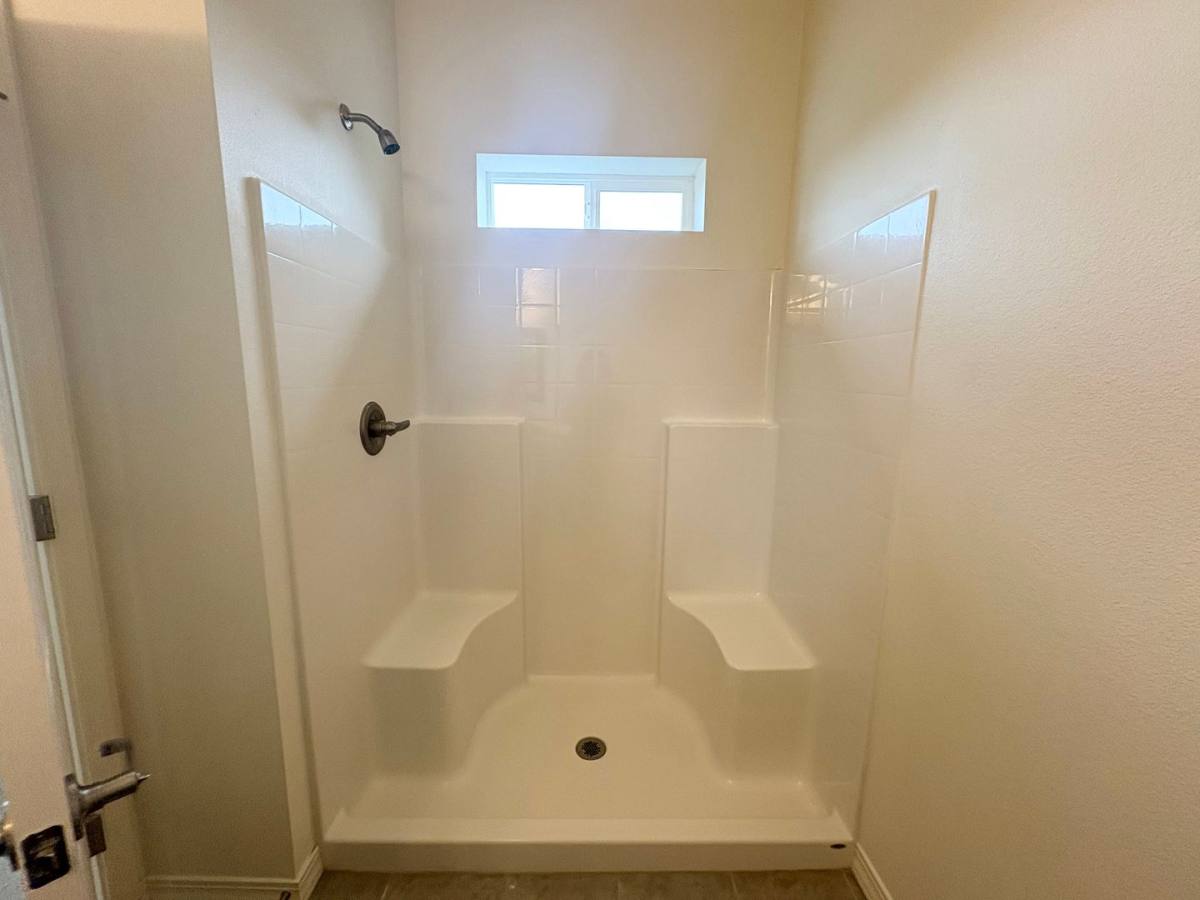 Apartment for rent at 1910 E Mill Plain Blvd, Vancouver, WA 98661