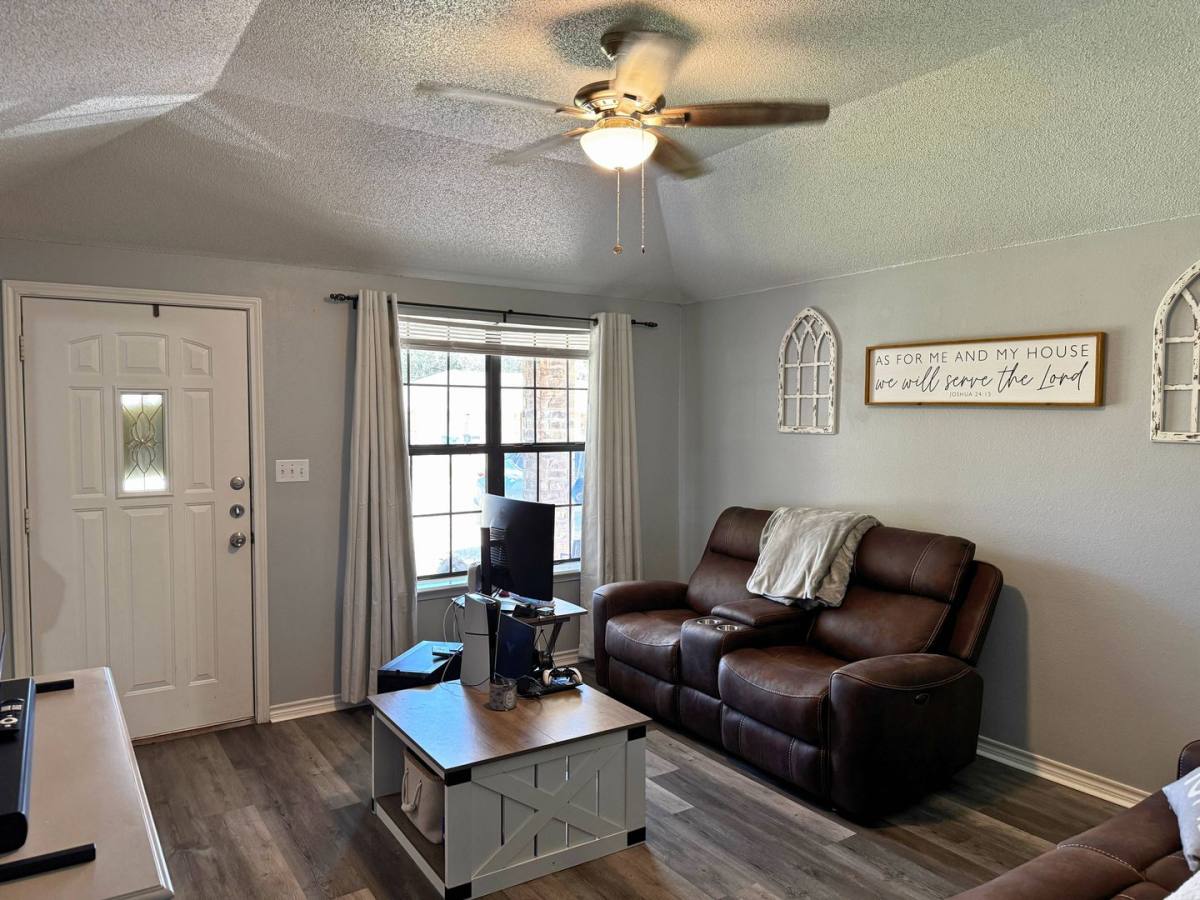 House for rent at 5216 Brookwood Dr, Wichita Falls, TX 76302