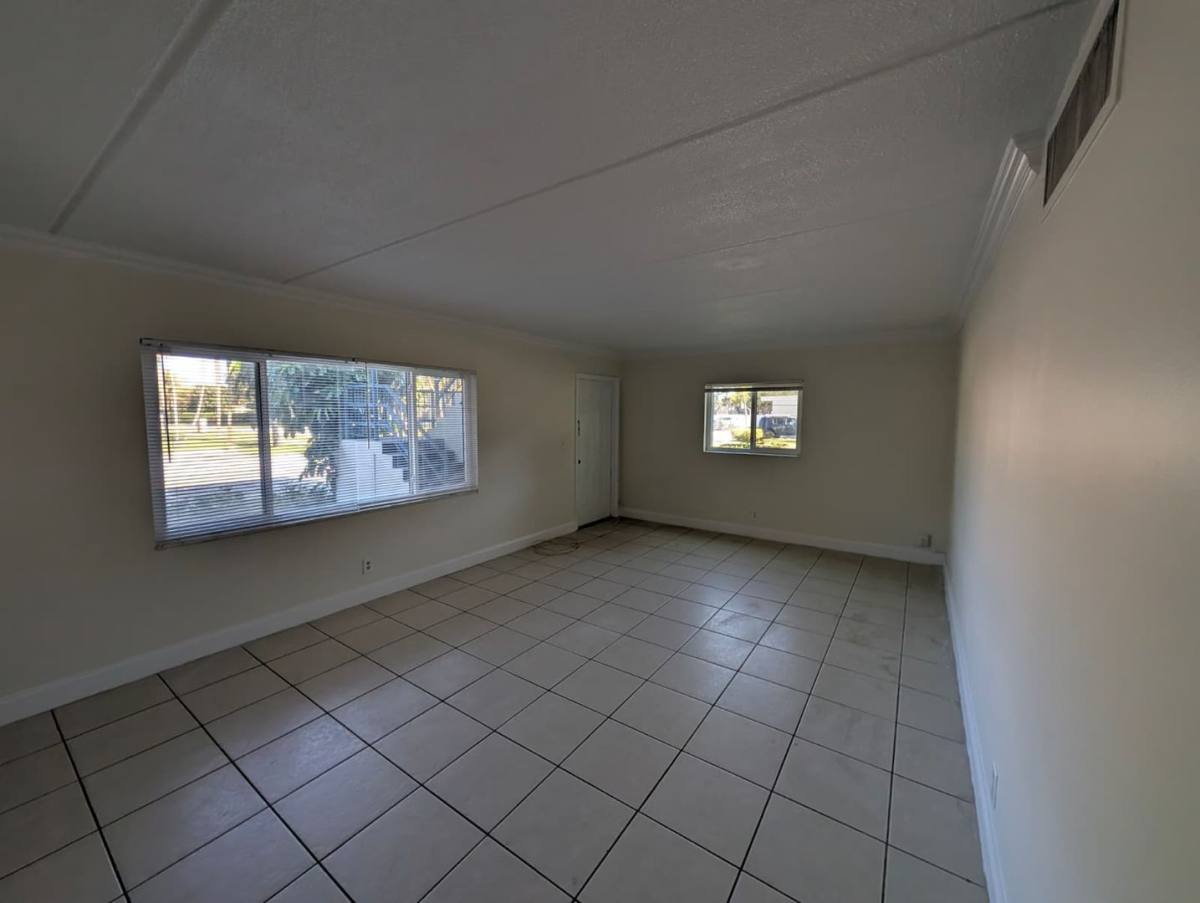 Apartment for rent at 817 Lighthouse Dr, North Palm Beach, FL 33408