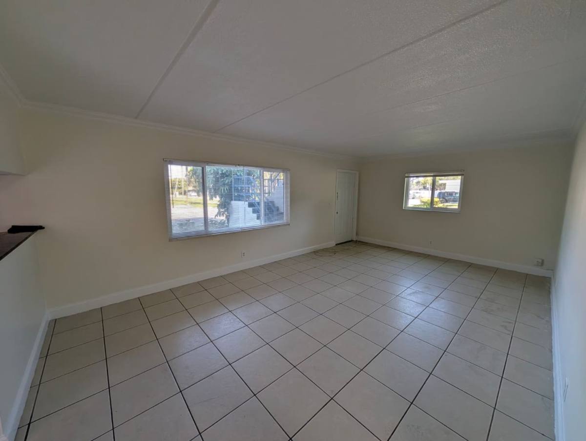 Apartment for rent at 817 Lighthouse Dr, North Palm Beach, FL 33408