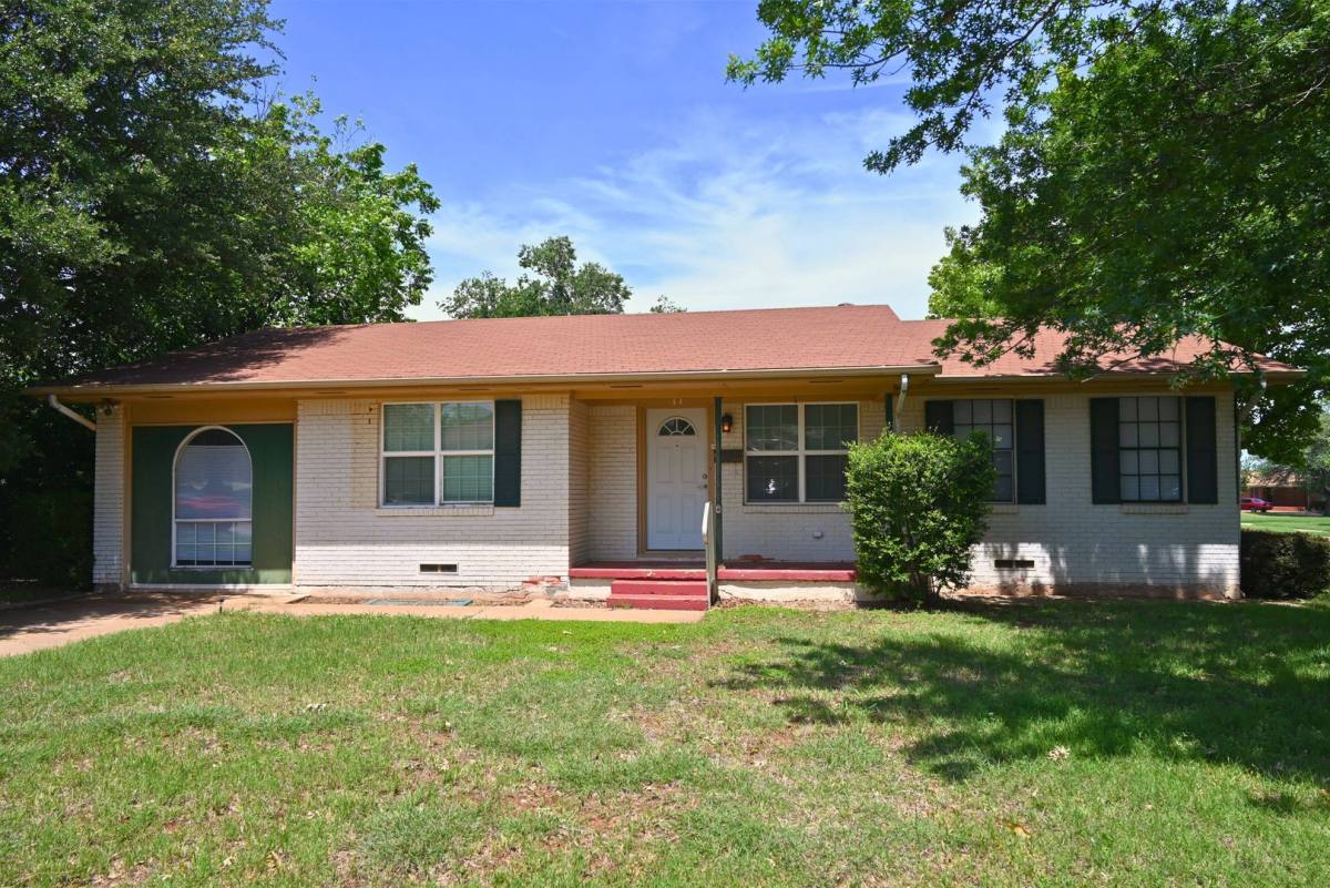 House for rent at 4644 Bunny Run Dr, Wichita Falls, TX 76310