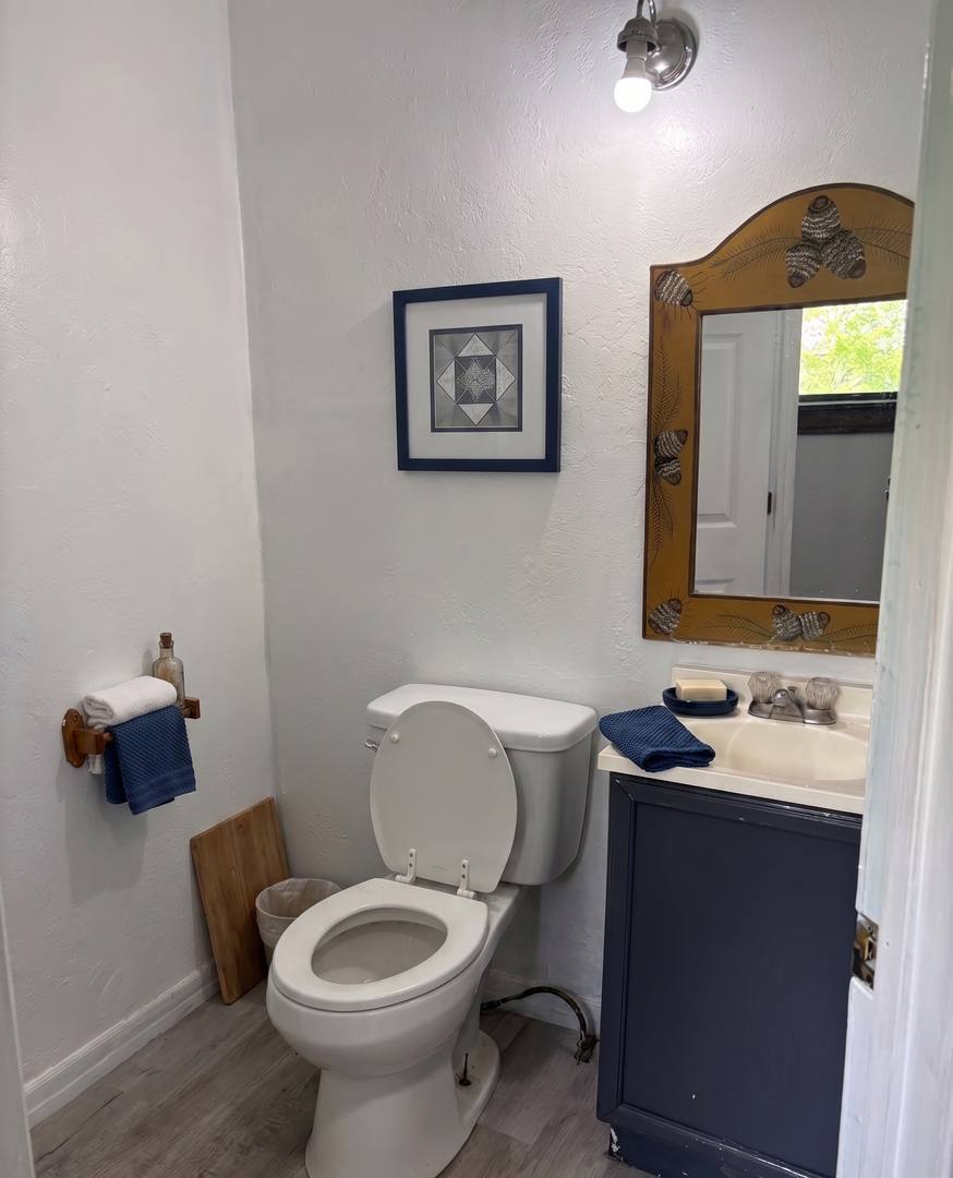 House for rent at 203 Reed St, Waterloo, IA 50703