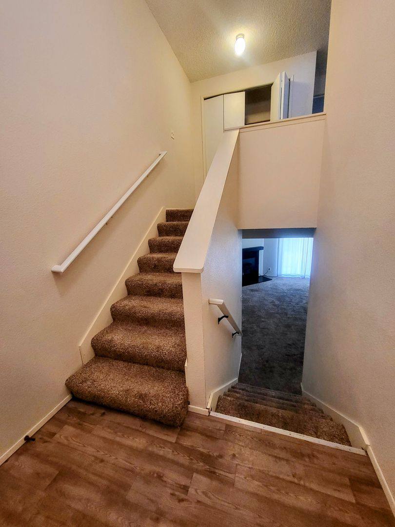 Townhouse for rent at 928 Blue Heron Ave NE, Bainbridge Island, WA 98110