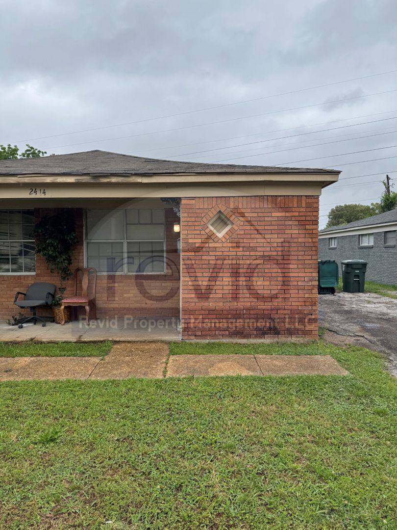 Apartment for rent at 2412 Charjean, Memphis, TN 38114