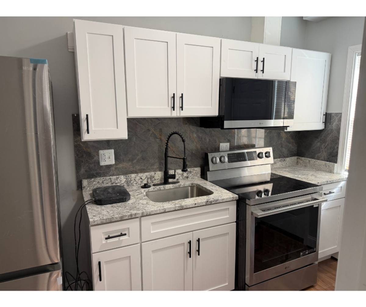 Apartment for rent at 101 N Edgewood St, Baltimore, MD 21229