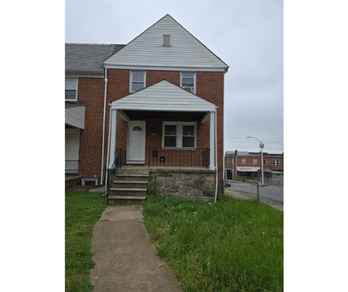 Apartment for rent at 823 N Woodington Rd, Baltimore, MD 21229