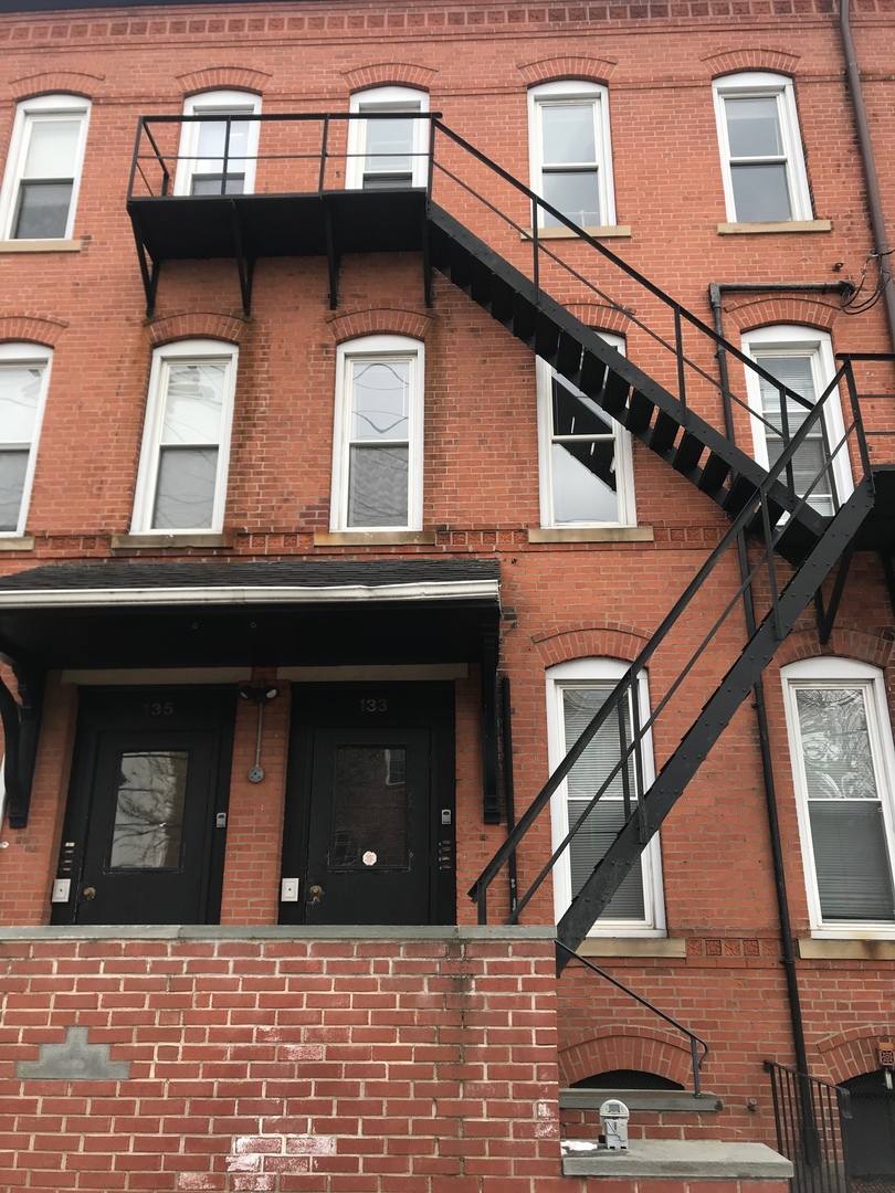 Apartment for rent at 133 Howe St, New Haven, CT 06511