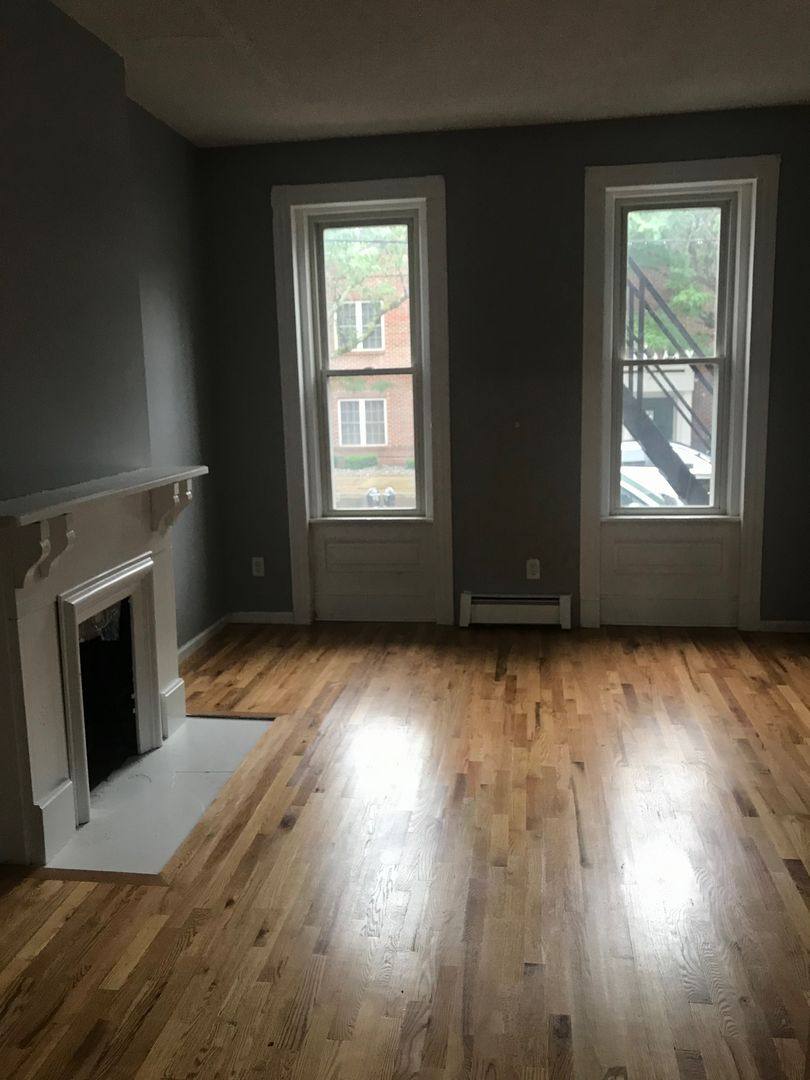 Apartment for rent at 133 Howe St, New Haven, CT 06511