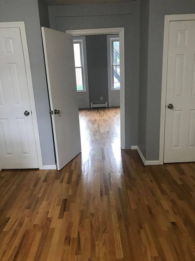 Apartment for rent at 133 Howe St, New Haven, CT 06511