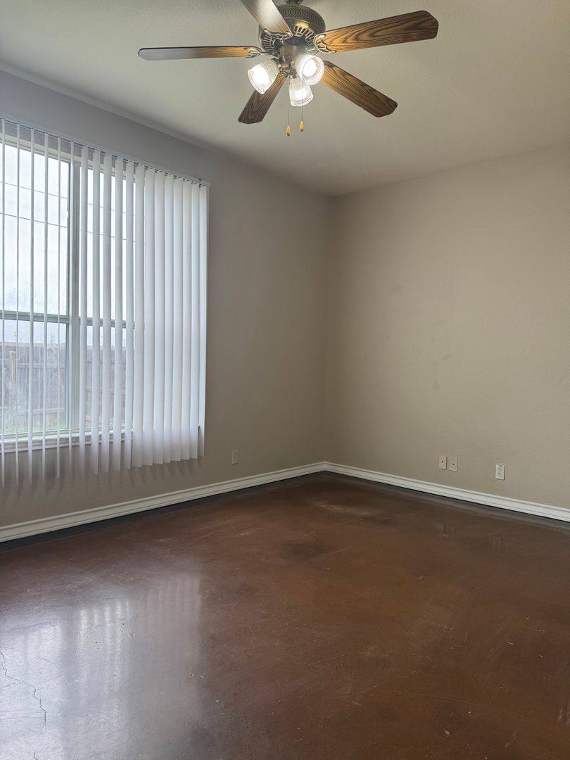 Apartment for rent at 200 Sandstone Dr Ab, Jarrell, TX 76537