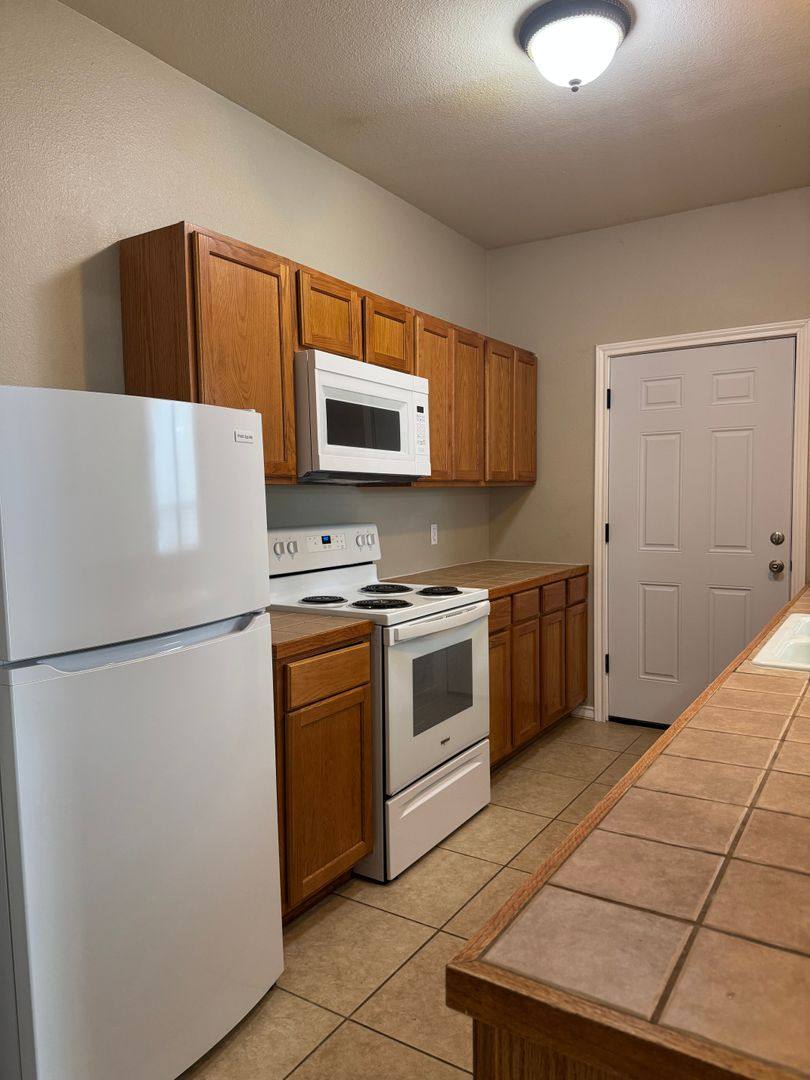 Apartment for rent at 200 Sandstone Dr Ab, Jarrell, TX 76537