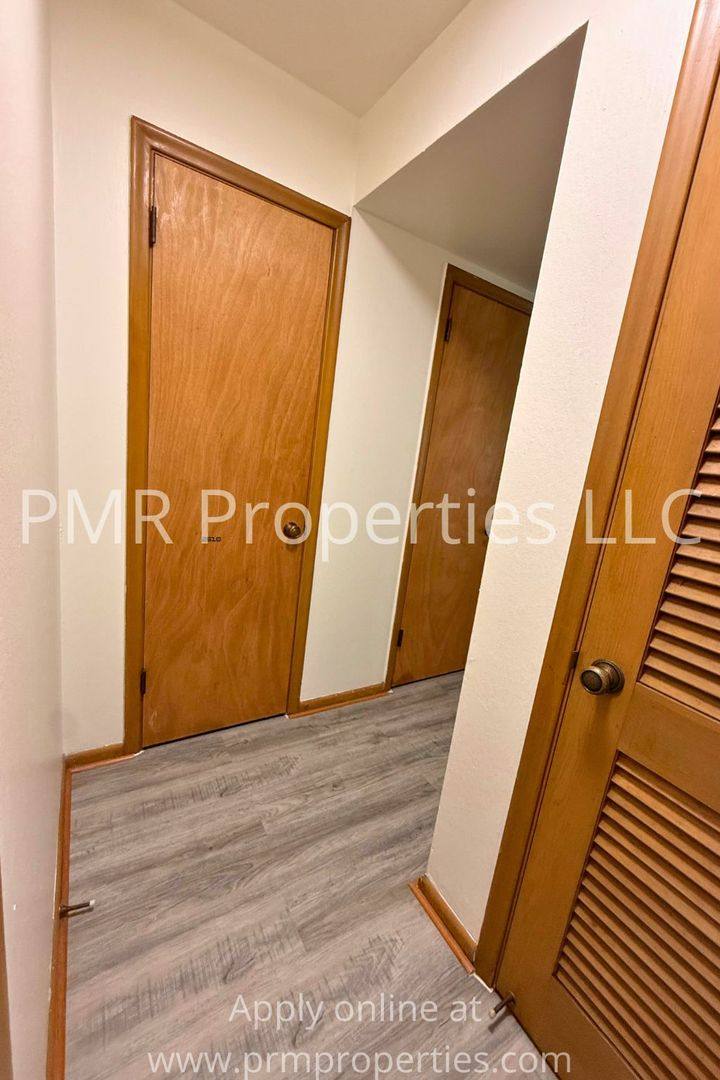 Apartment for rent at 4512 Bedford Ave, Omaha, NE 68104