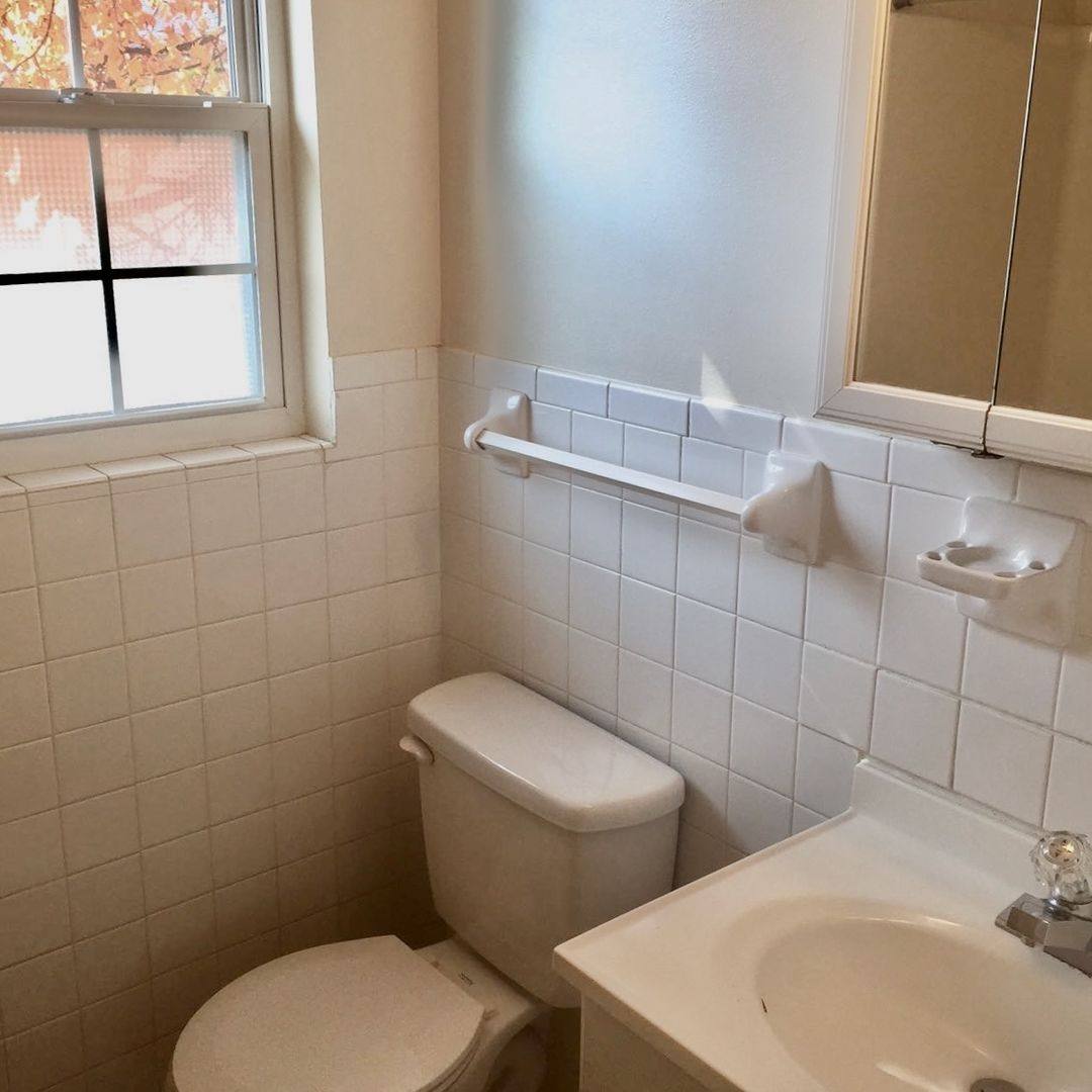 Apartment for rent at 208 Gatchell St, Black Mountain, NC 28711