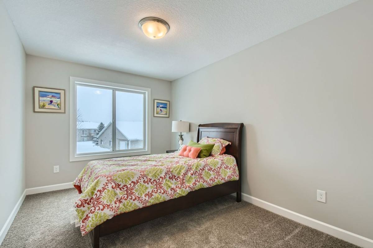 Townhouse for rent at 2100 Cleveland Lane S, Cambridge, MN 55008