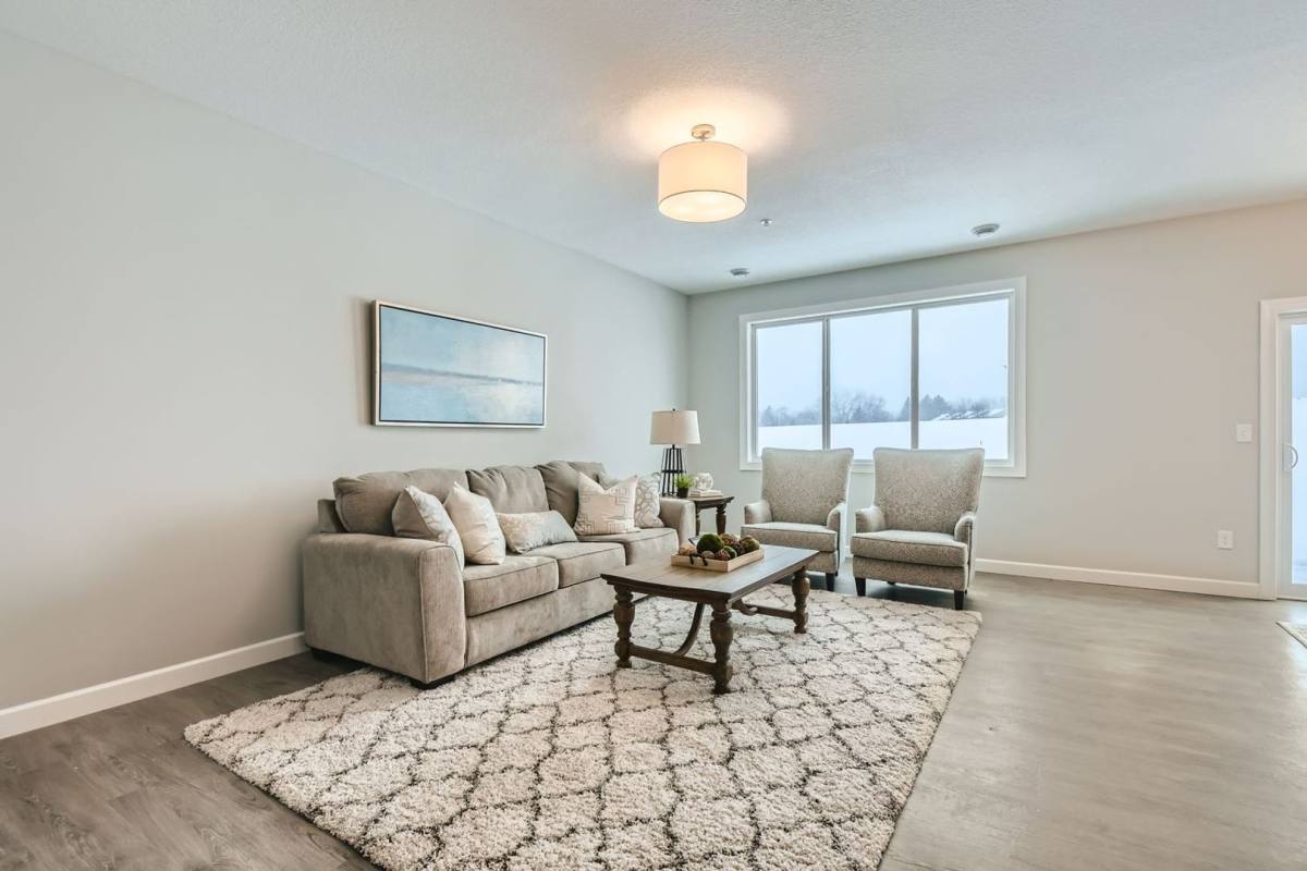 Townhouse for rent at 2100 Cleveland Lane S, Cambridge, MN 55008