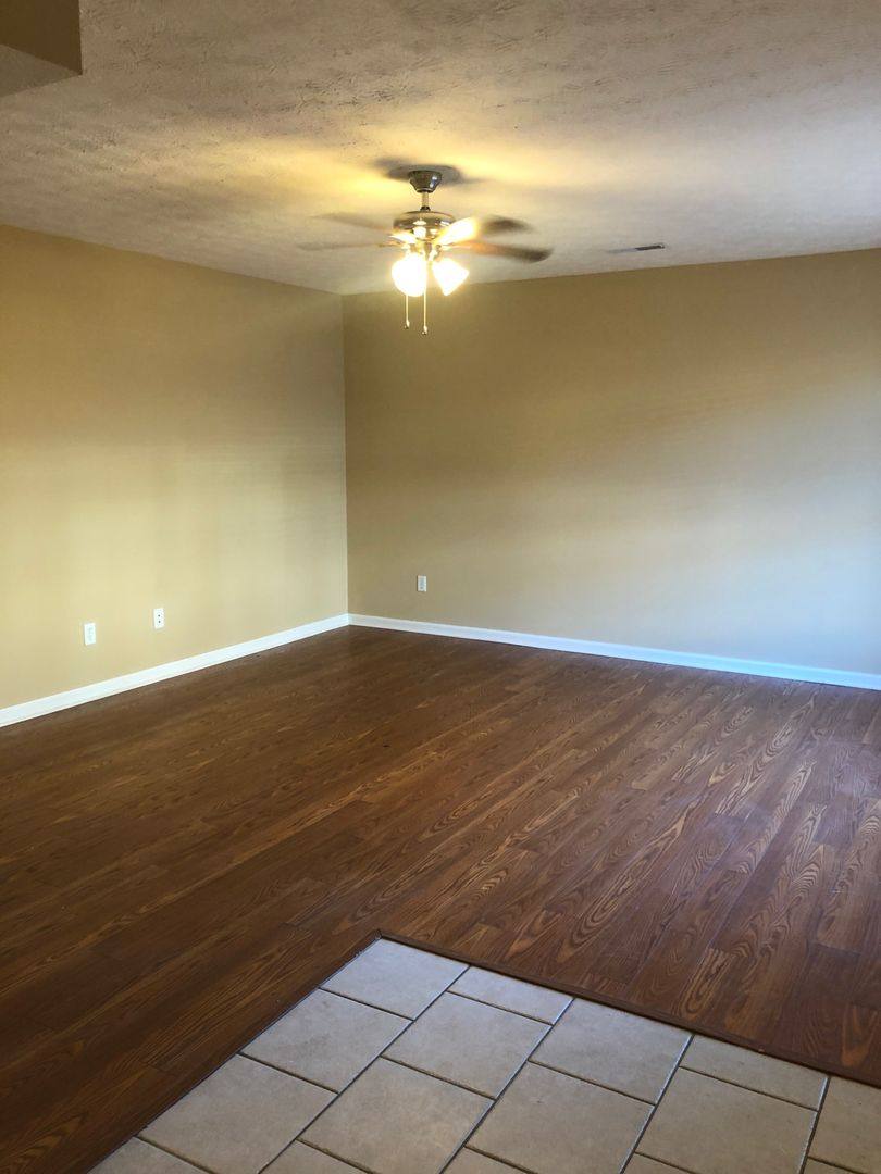 Townhouse for rent at 1114 Brockley Way, Bowling Green, KY 42103