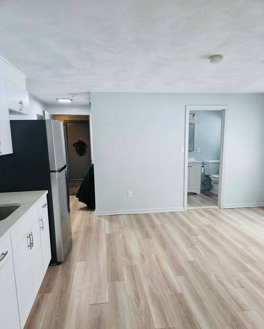Apartment for rent at 272 Worcester St, West Boylston, MA 01583