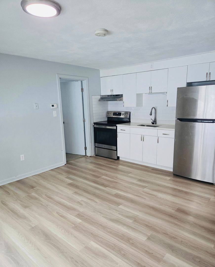 Apartment for rent at 272 Worcester St, West Boylston, MA 01583