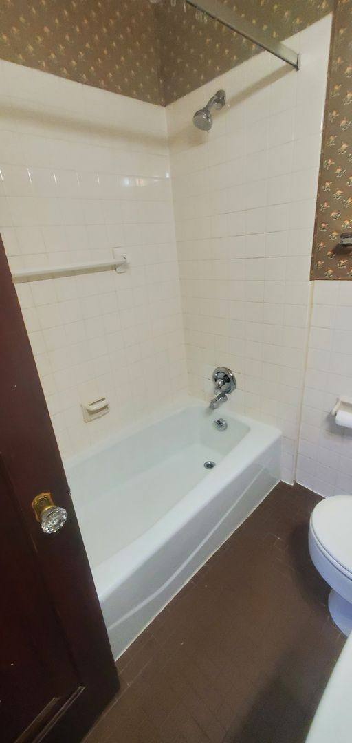Apartment for rent at 2933 Delaware Ave, Buffalo, NY 14217