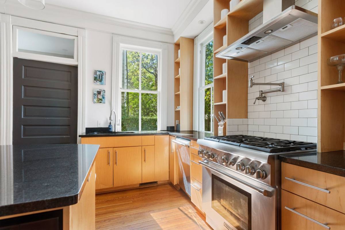 House for rent at 80 Vanderhorst St, Charleston, SC 29403