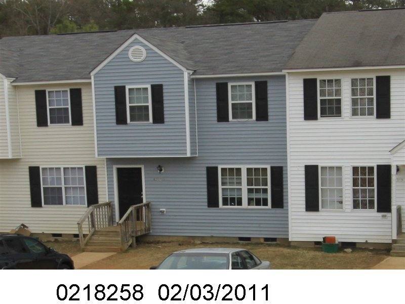 Townhouse for rent at 4220 Kaplan Dr, Raleigh, NC 27606