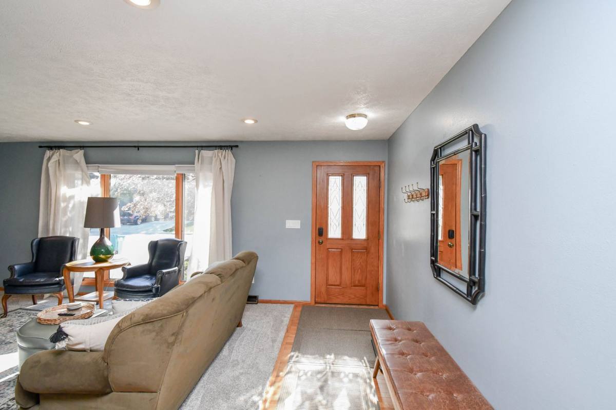 House for rent at 103 Perry Lane, Harrisburg, SD 57032