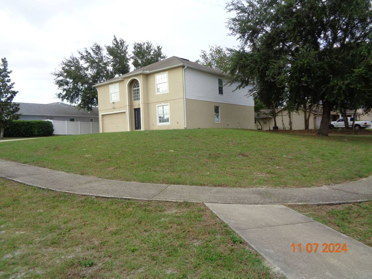House for rent at 1914 Lynn River Dr, Deltona, FL 32738