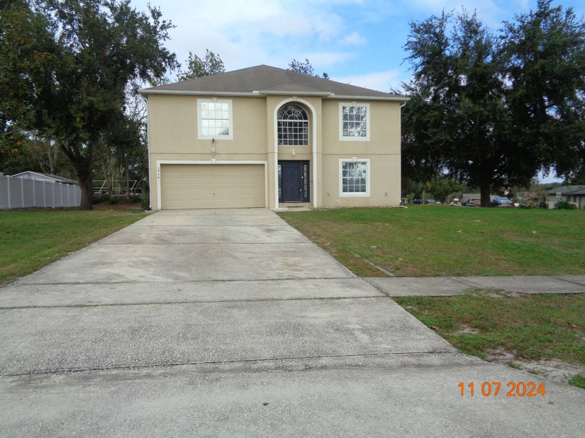 House for rent at 1914 Lynn River Dr, Deltona, FL 32738