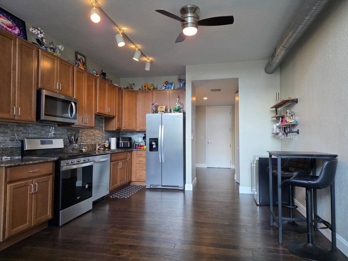 Apartment for rent at 150 E Robinson St #12A, Orlando, FL 32801