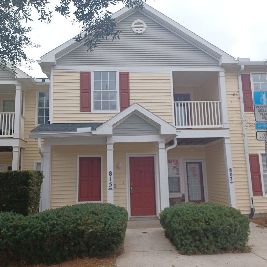 Condo for rent at 575 Oakleaf Plantation Parkway, Orange Park, FL 32065