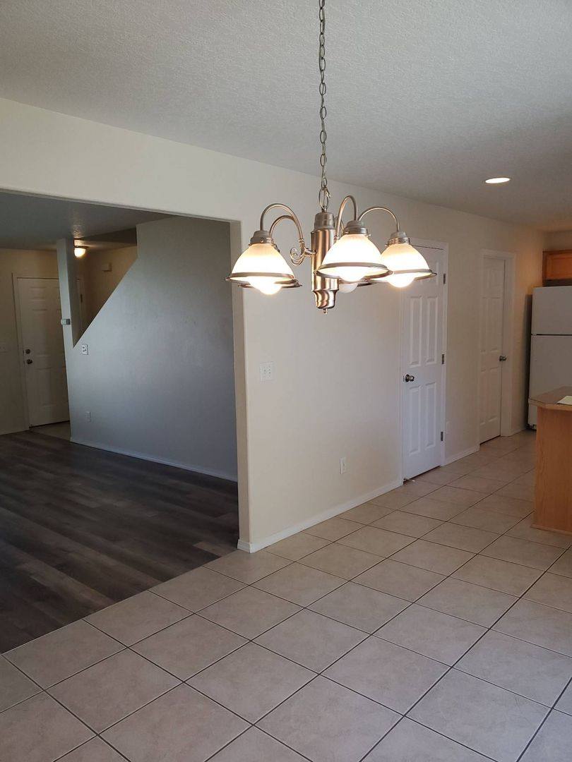 Apartment for rent at 460 Laguna Dr, Moses Lake, WA 98837