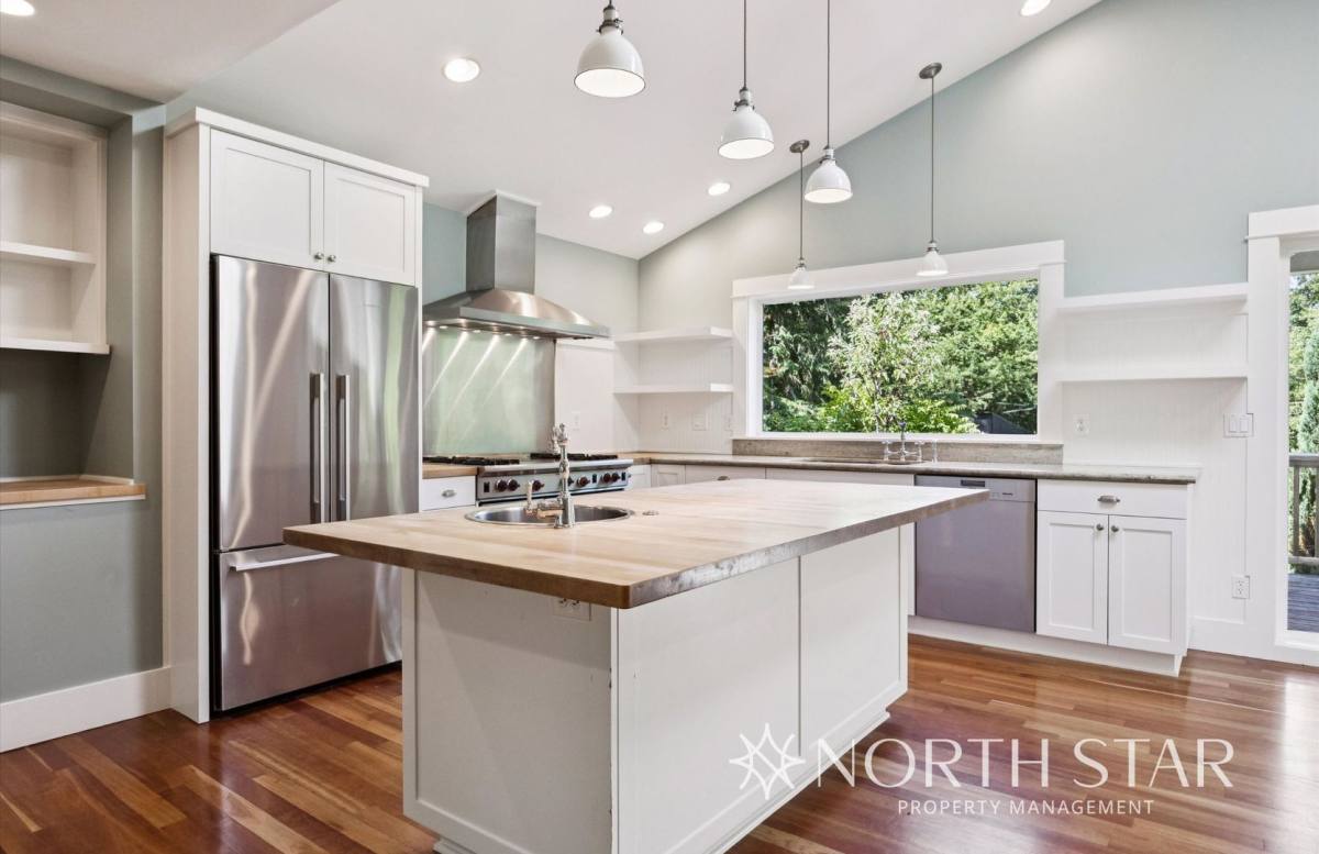 House for rent at 7617 NW Skyline Blvd, Portland, OR 97229