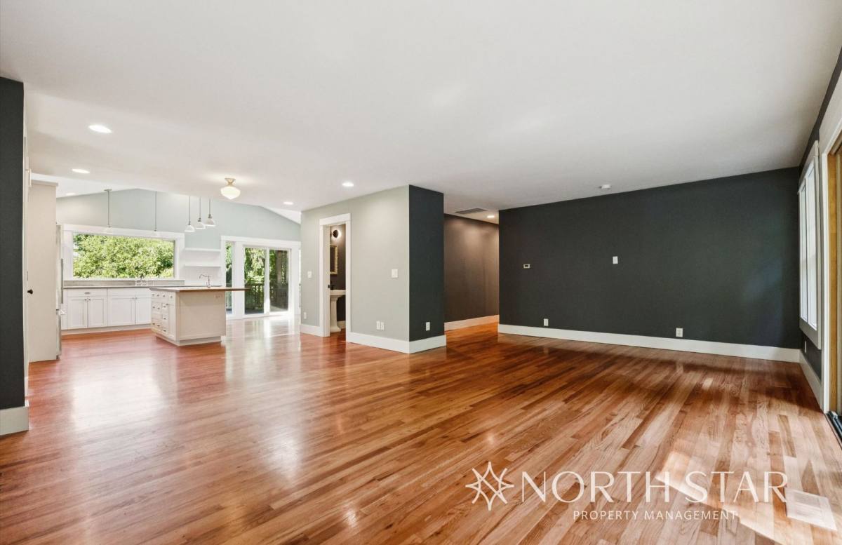 House for rent at 7617 NW Skyline Blvd, Portland, OR 97229