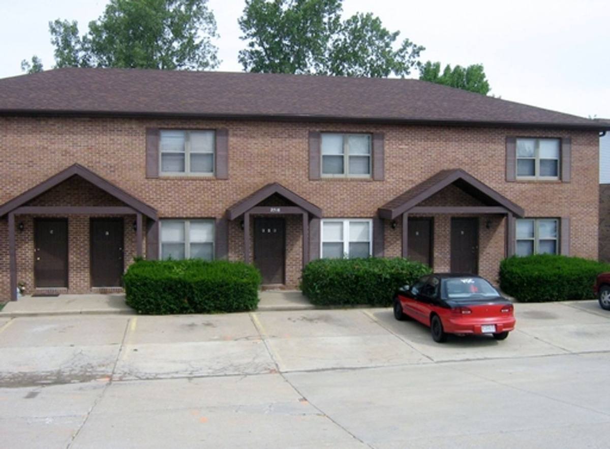 Apartment for rent at 2516 Southridge Dr, Jefferson City, MO 65109