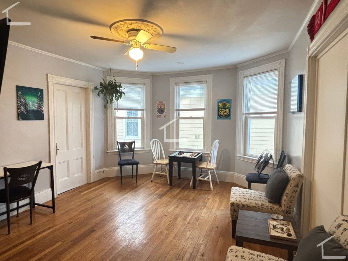 House for rent at 8 Bayard St #2, Allston, MA 02134