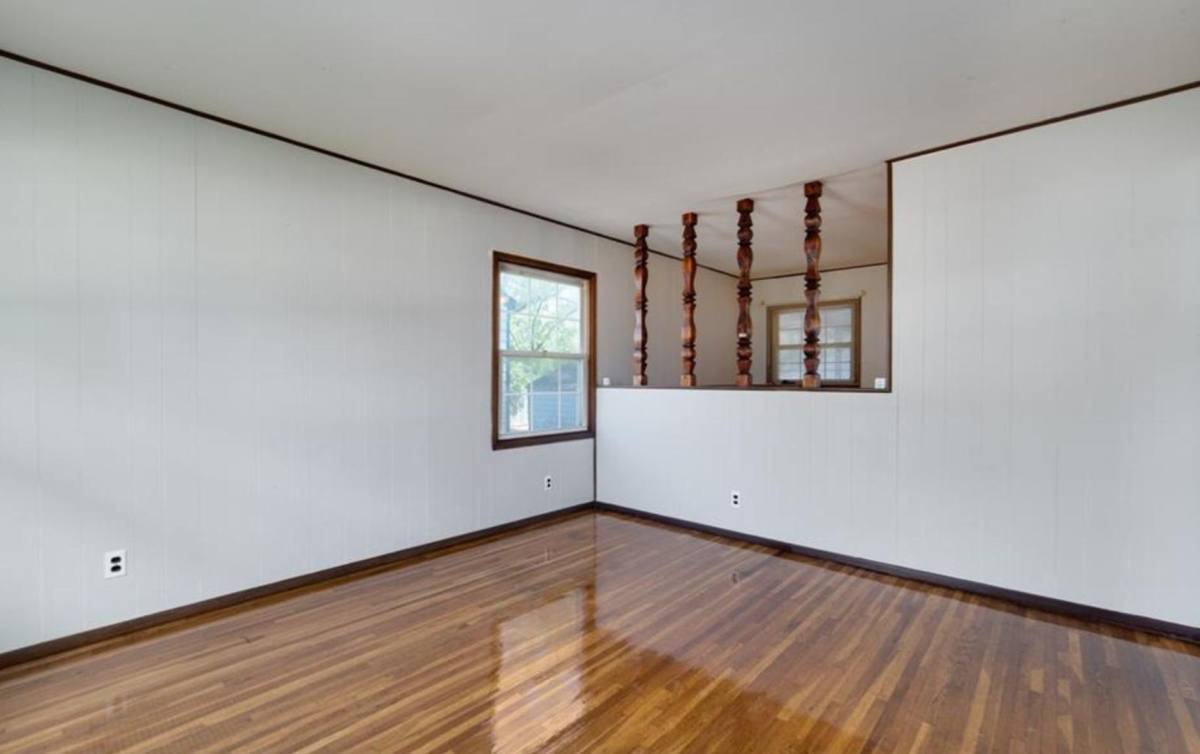 House for rent at 232 Cameron Rd, Saint Louis, MO 63137