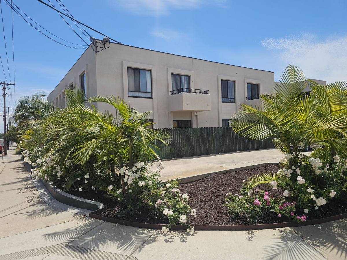 Apartment for rent at 4640 Jewell St, San Diego, CA 92109